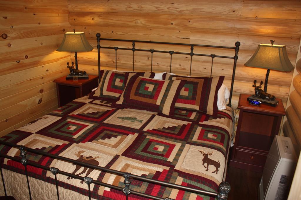 Lake Parlin Lodge & Cabins West Forks Pokoj fotografie