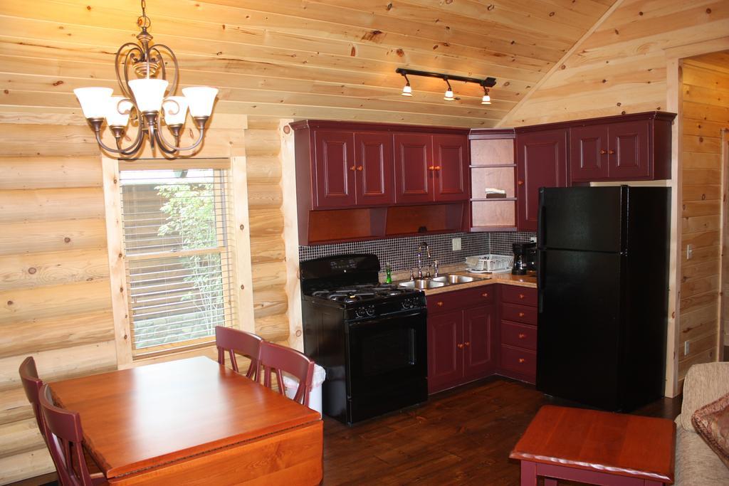 Lake Parlin Lodge & Cabins West Forks Pokoj fotografie