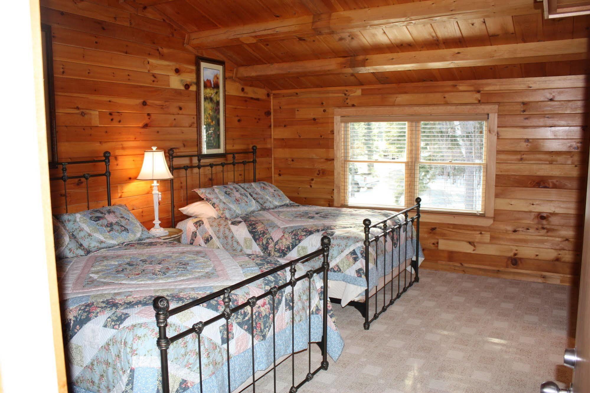 Lake Parlin Lodge & Cabins West Forks Exteriér fotografie