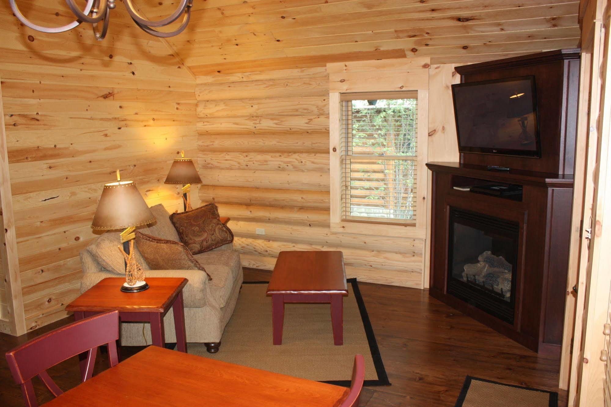 Lake Parlin Lodge & Cabins West Forks Exteriér fotografie