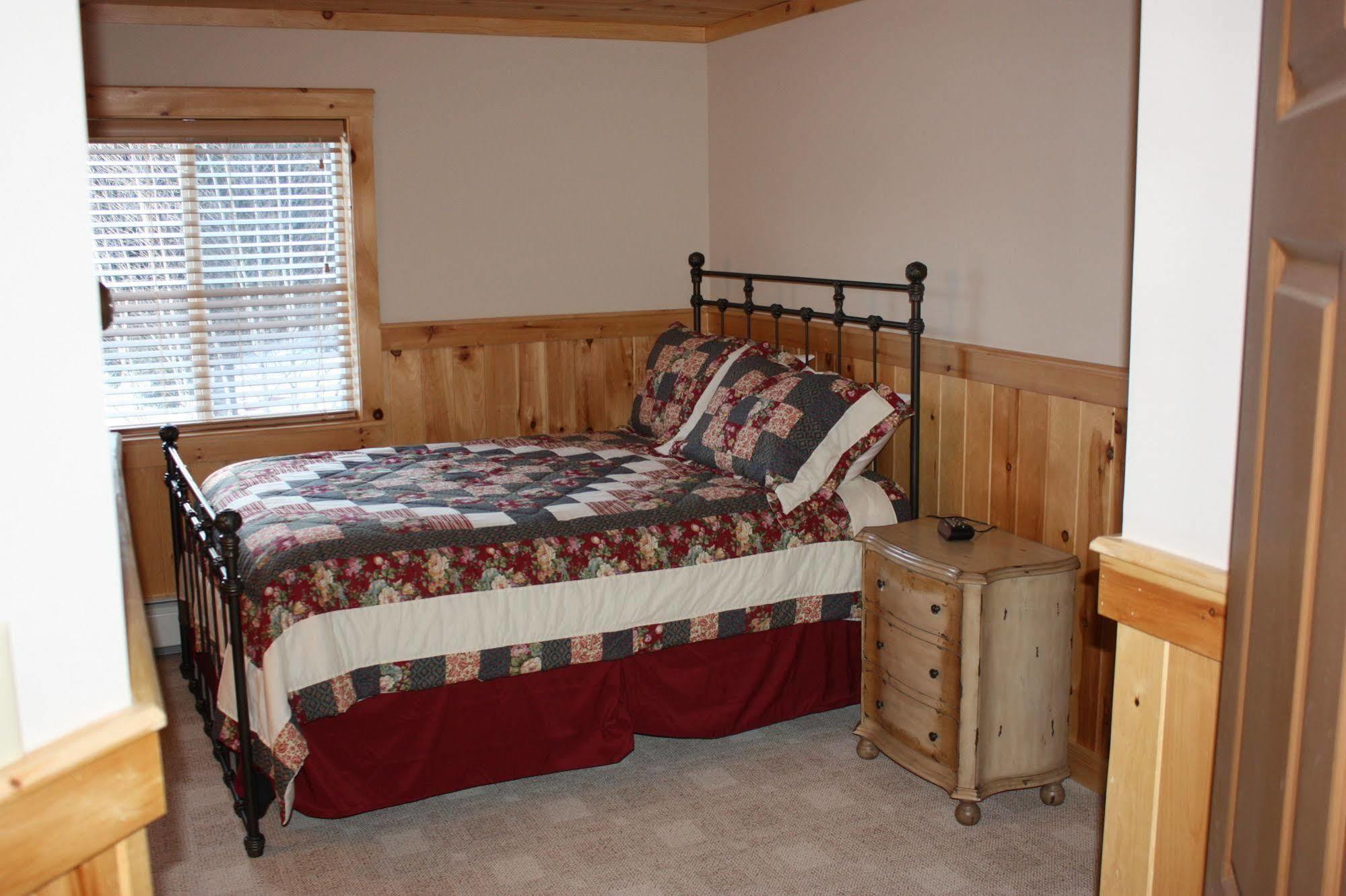 Lake Parlin Lodge & Cabins West Forks Exteriér fotografie