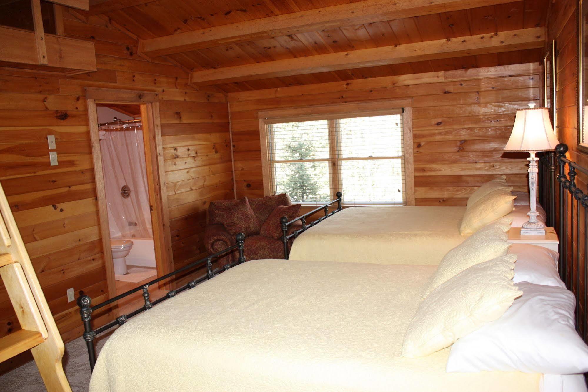 Lake Parlin Lodge & Cabins West Forks Exteriér fotografie